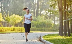 早上和晚上跑步哪个减肥效果好些 早上和晚上跑步哪个减肥效果好