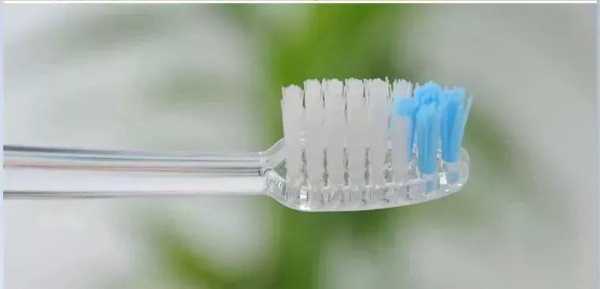 什么牙刷最能清洁牙腔-图3