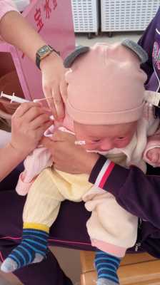 宝宝打疫苗吃奶和喝水一样吗 婴儿打疫苗喝奶哭-图3